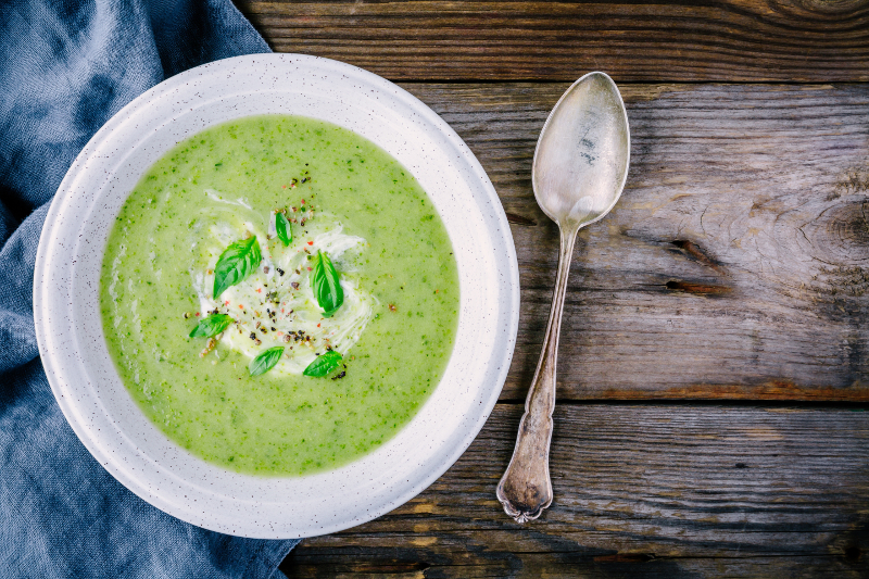 Neunkräutersuppe und Grüne Sauce Rezepte mit Wildkräutern
